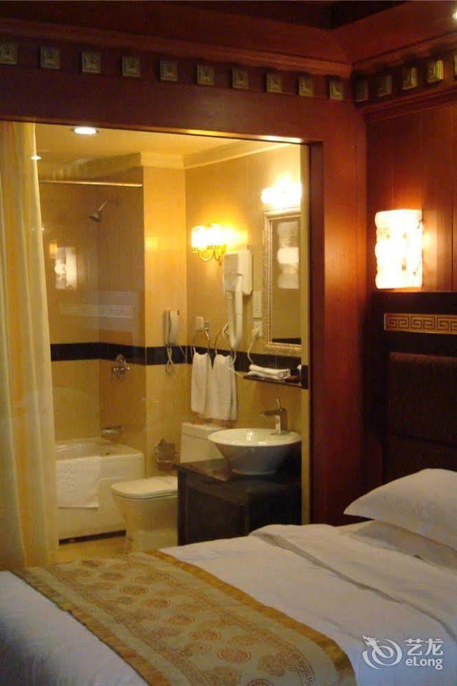 לאסה Yak Hotel מראה חיצוני תמונה